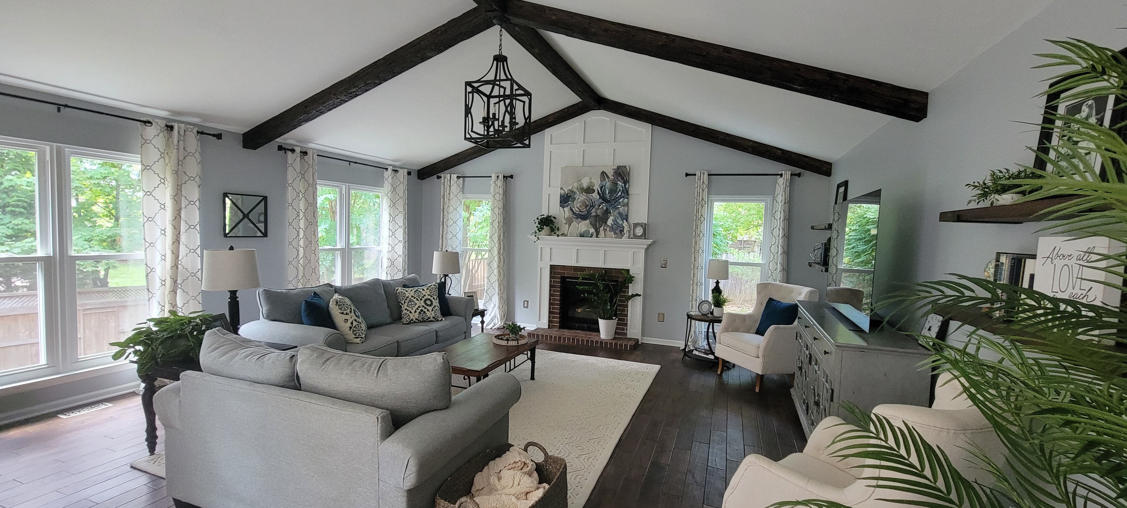 Leesburg Living Room — Fireplace & Beams